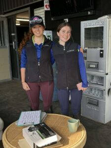 Peer mentors Chenin Hislop and Sadie Gemmell.